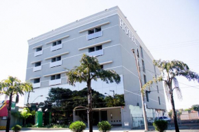 BOMBONATO HOTEL - Fácil Acesso ao Aeroporto e parque de Exposições ABCZ - By UP Hotel